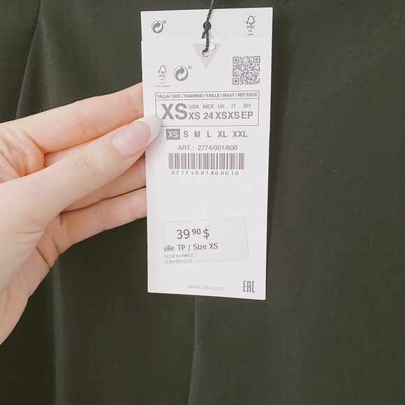 [SOLD] Zara Loose Leg Pants - Picture 3 of 4